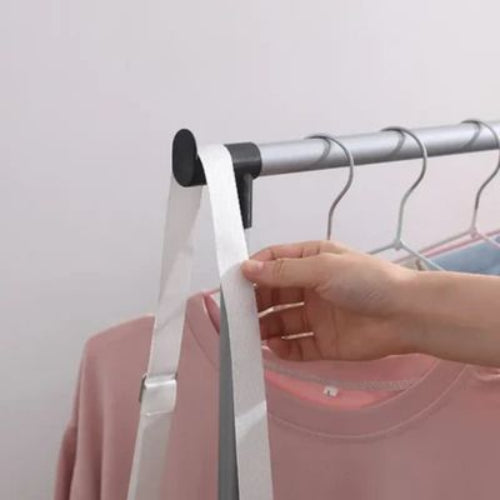 porte-vetement-avec-barre-pour-cintres
