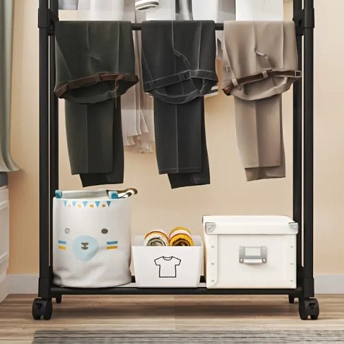 portant-vetement-noir-ideal-pour-espace-limite