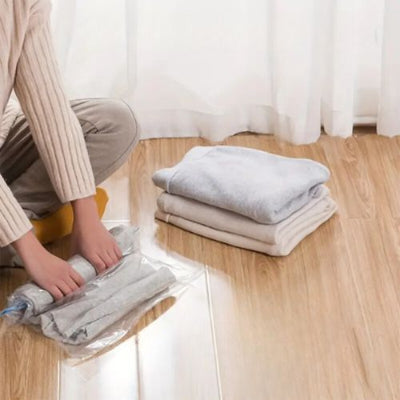 sac-vetement-sous-vide-a-enrouler